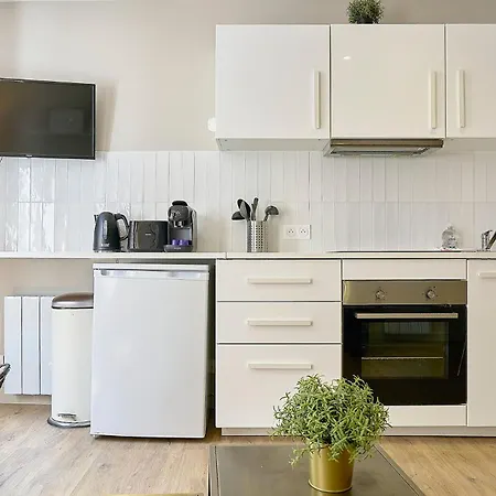 Hypercentre -apartment In Pedestrian Zone *