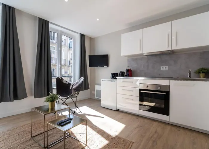 Hypercentre -apartment In Pedestrian Zone Lejlighed *